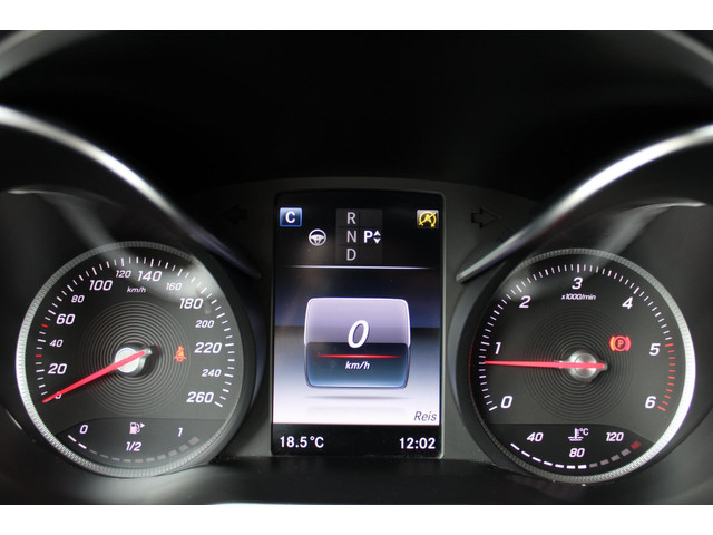 Mercedes-Benz GLC 250 d 4MATIC | panoramadak | burmester | head-up | luchtvering | adap. cruise | elek. trekhaak | leder