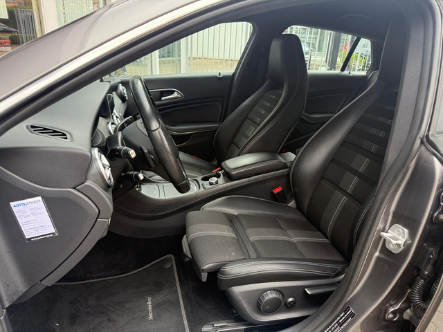 Mercedes-Benz CLA Shooting Brake 180 Business Solution Automaat | Navigatie