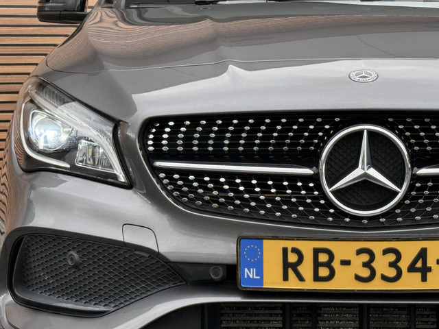 Mercedes-Benz CLA 180 Ambition AMG-Line 18Inch   Sportstoelen   Navi   Telefoon