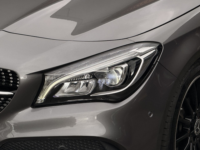 Mercedes-Benz CLA 180 Ambition AMG-Line 18Inch   Sportstoelen   Navi   Telefoon