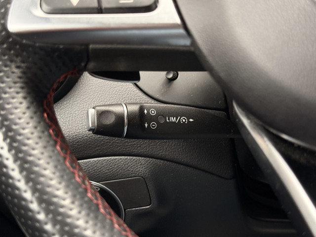Mercedes-Benz CLA 180 Ambition AMG-Line 18Inch   Sportstoelen   Navi   Telefoon