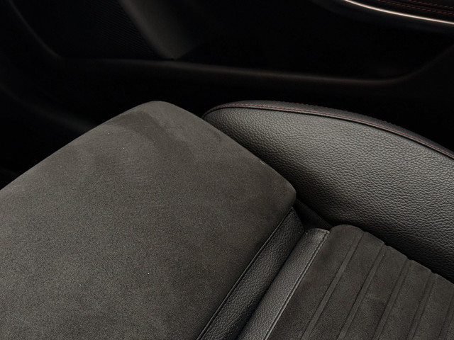 Mercedes-Benz CLA 180 Ambition AMG-Line 18Inch   Sportstoelen   Navi   Telefoon