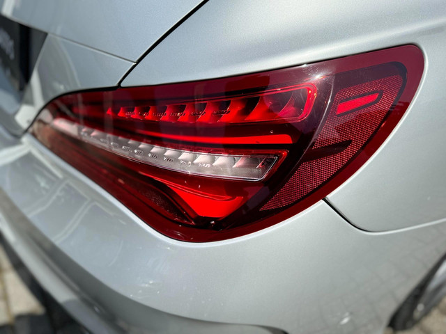 Mercedes-Benz CLA Shooting Brake 180 AMG Panorama Led Leder