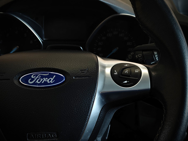 Ford Kuga 1.6 Titanium distr riem 9 25 | afn trekh | leer | nwe distr riem