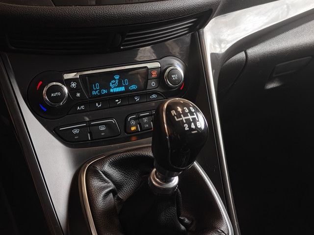 Ford Kuga 1.6 Titanium distr riem 9 25 | afn trekh | leer | nwe distr riem