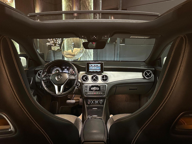Mercedes-Benz CLA 180|PANORAMA|AUTOMAAT|STOELVERW|
