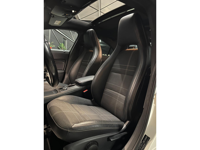 Mercedes-Benz CLA 180|PANORAMA|AUTOMAAT|STOELVERW|