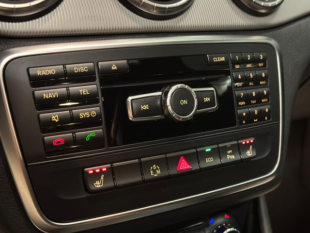 Mercedes-Benz CLA 180|PANORAMA|AUTOMAAT|STOELVERW|