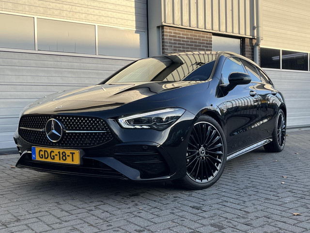 Mercedes-Benz CLA Shooting Brake 180 Star Edition AMG | Night Pakket | Panoramadak | MULTIBEAM LED Koplampen | Dodehoekassistent | Apple CarPlay |