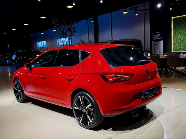 Seat Leon 1.2 TSI Style Matrix-LED|Cruis|Media Rood!