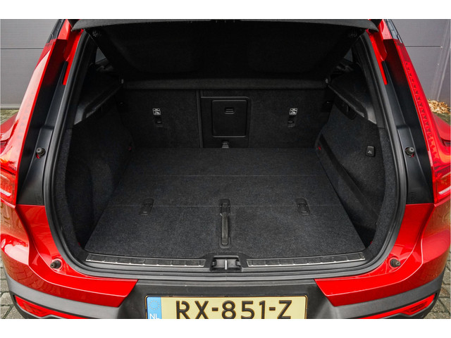 Volvo XC40 2.0 T5 AWD R-Design Pano Camera ACC 20