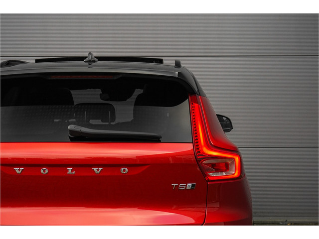 Volvo XC40 2.0 T5 AWD R-Design Pano Camera ACC 20