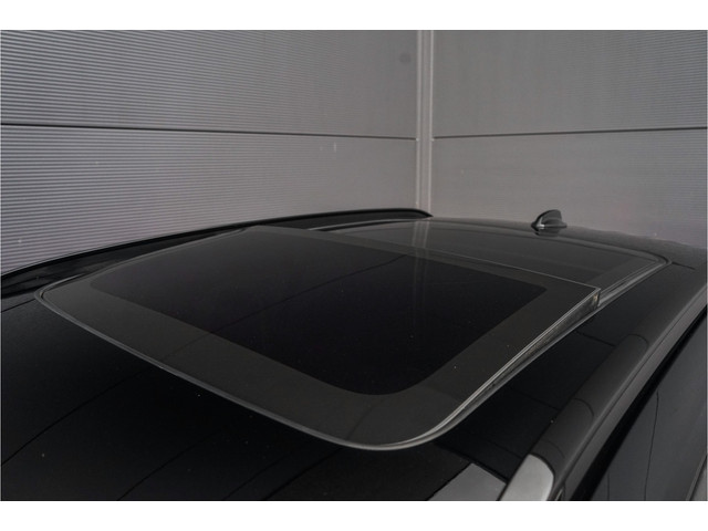 Volvo XC40 2.0 T5 AWD R-Design Pano Camera ACC 20
