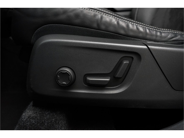 Volvo XC40 2.0 T5 AWD R-Design Pano Camera ACC 20