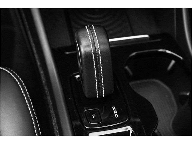 Volvo XC40 2.0 T5 AWD R-Design Pano Camera ACC 20
