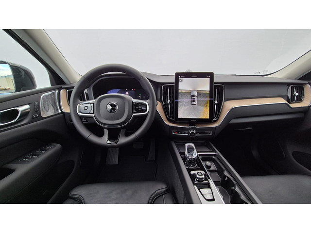 Volvo XC60 2.0 T8 Plug-in hybrid AWD Ultra Dark Zeer Compleet - MY 2026 - Luchtvering - 21” Wielen - Panorama dak - Lighting –Head up - B&W