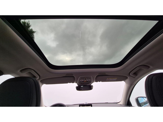 Volvo XC60 2.0 T8 Plug-in hybrid AWD Ultra Dark Zeer Compleet - MY 2026 - Luchtvering - 21” Wielen - Panorama dak - Lighting –Head up - B&W