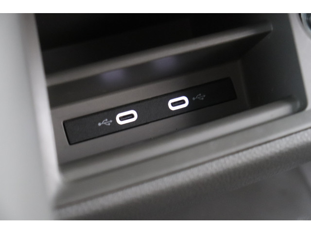 Volkswagen Crafter 2.0 TDI L3H3 EURO 6 - Airco - Navi - Cruise - PDC - € 16.900,- Excl.