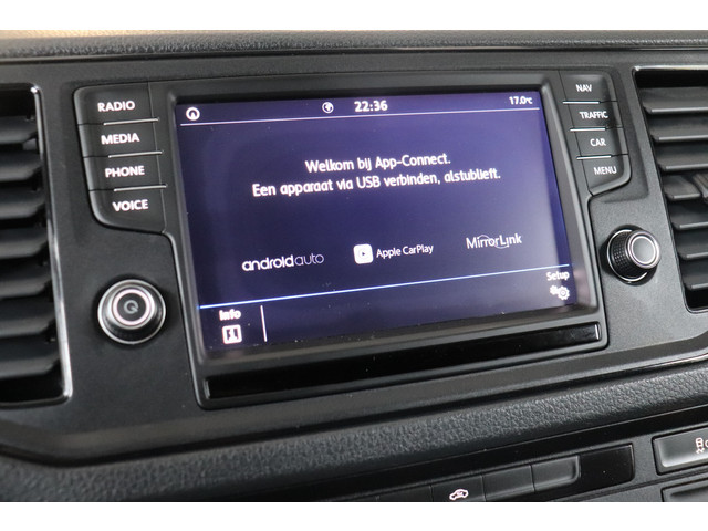 Volkswagen Crafter 2.0 TDI L3H3 EURO 6 - Airco - Navi - Cruise - € 21.950,- Excl.