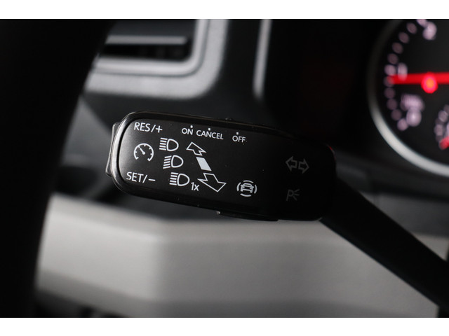 Volkswagen Crafter 2.0 TDI L3H3 EURO 6 - Airco - Navi - Cruise - € 21.950,- Excl.