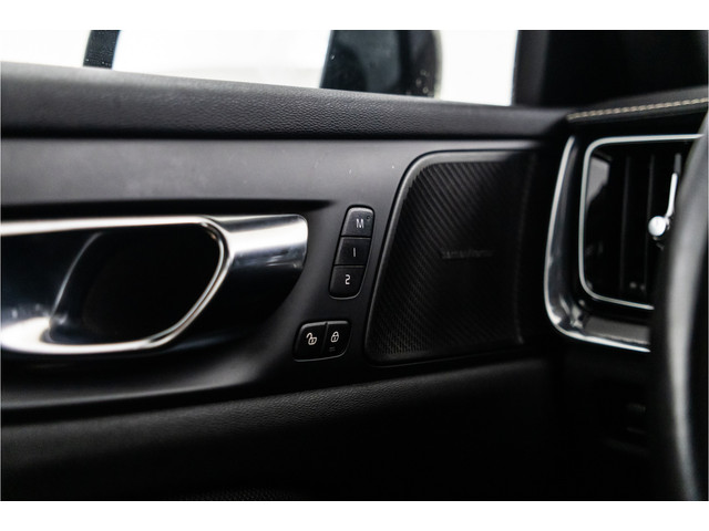 Volvo V60 2.0 T8 Twin Engine AWD Polestar Engineered Polestar, Panorama, Volleder,