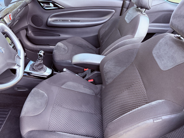 Citroen DS3 1.6 THP Ultra Prestige Cabrio * 115.265 Km * Climatronic * Alcantara Leder *