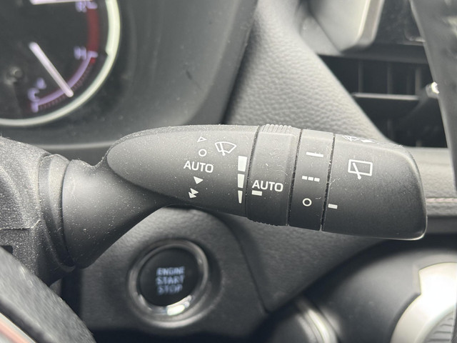 Toyota RAV4 2.0 VVT-iE Dynamic TREKHAAK 2000KG TREKGEW STOEL STUURVERW BLIND SPOT CLIMA APPLE ANDROID PARK-SENSOREN CAMERA KEYLESS AD-CRUISE
