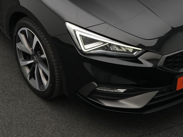Seat Leon 1.4 TSI eHybrid 204 pk DSG PHEV FR Business Intense | Panoramadak | Stuur- stoelverwarming | Achteruitrijcamera | Navigatie