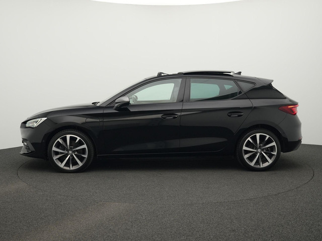 Seat Leon 1.4 TSI eHybrid 204 pk DSG PHEV FR Business Intense | Panoramadak | Stuur- stoelverwarming | Achteruitrijcamera | Navigatie