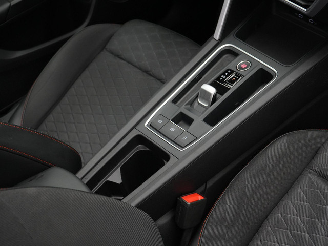 Seat Leon 1.4 TSI eHybrid 204 pk DSG PHEV FR Business Intense | Panoramadak | Stuur- stoelverwarming | Achteruitrijcamera | Navigatie