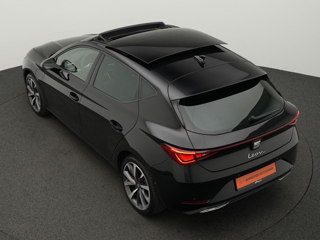 Seat Leon 1.4 TSI eHybrid 204 pk DSG PHEV FR Business Intense | Panoramadak | Stuur- stoelverwarming | Achteruitrijcamera | Navigatie