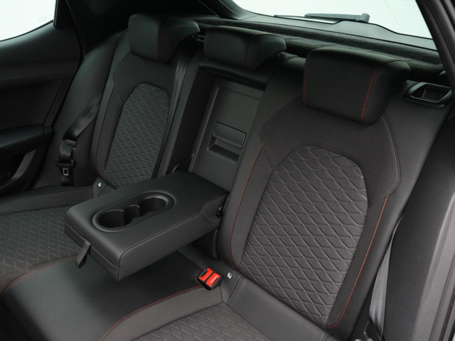 Seat Leon 1.4 TSI eHybrid 204 pk DSG PHEV FR Business Intense | Panoramadak | Stuur- stoelverwarming | Achteruitrijcamera | Navigatie