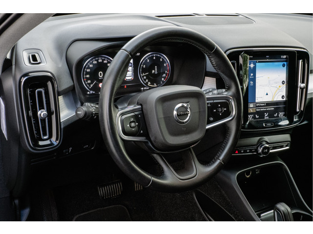 Volvo XC40 1.5 T2 Aut. Business Pro Navigatie  Camera  Blis  Stoel-stuurverwarming  Elektr. achterklep  Carplay