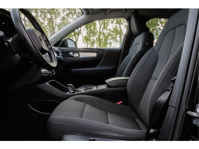 Volvo XC40 1.5 T2 Aut. Business Pro Navigatie  Camera  Blis  Stoel-stuurverwarming  Elektr. achterklep  Carplay