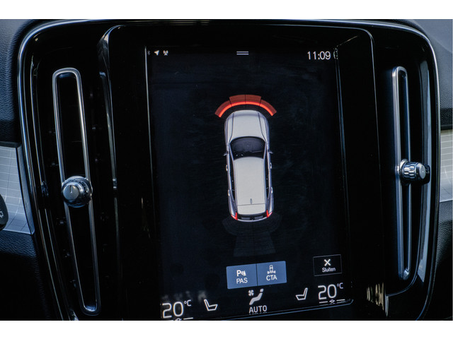 Volvo XC40 1.5 T2 Aut. Business Pro Navigatie  Camera  Blis  Stoel-stuurverwarming  Elektr. achterklep  Carplay