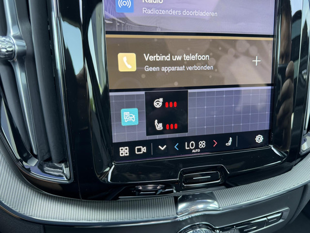 Volvo XC60 2.0 T8 Plug-in hybrid AWD Ultimate Black Edition 455pk Panoramadak   360 Camera   Harmon Kardon