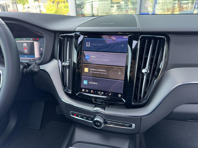 Volvo XC60 2.0 T8 Plug-in hybrid AWD Ultimate Black Edition 455pk Panoramadak   360 Camera   Harmon Kardon