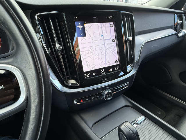 Volvo V60 2.0 B3 Momentum Advantage NIEUW BINNEN !!