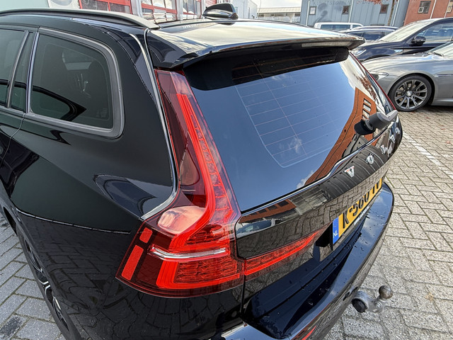 Volvo V60 2.0 B3 Momentum Advantage NIEUW BINNEN !!