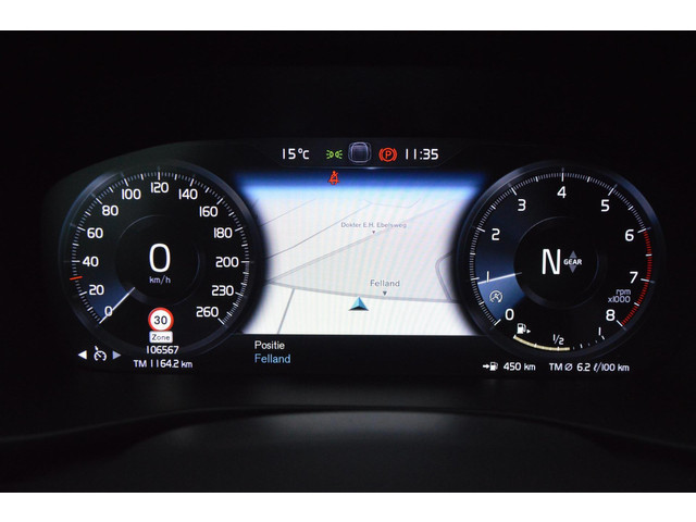 Volvo XC40 T3 | Dealer onderhouden | Cruise Control | Navigatie | Voor + Achter Parkeersensoren |