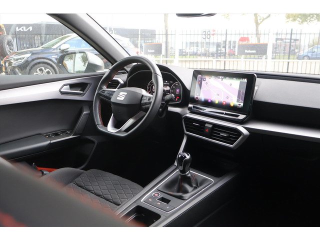 Seat Leon Sportstourer 1.5 FR Launch Edition TSI 150pk | Navigatie | Virtual | LED | Sfeer | Climate | ACC | Camera