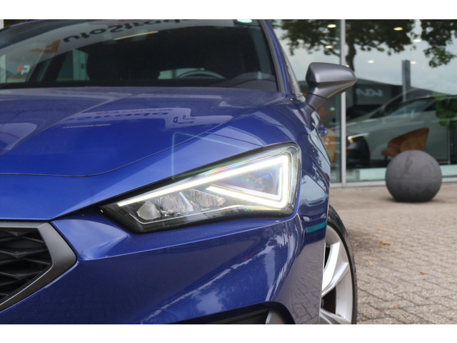 Seat Leon Sportstourer 1.5 FR Launch Edition TSI 150pk | Navigatie | Virtual | LED | Sfeer | Climate | ACC | Camera