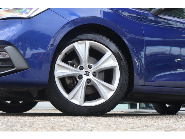 Seat Leon Sportstourer 1.5 FR Launch Edition TSI 150pk | Navigatie | Virtual | LED | Sfeer | Climate | ACC | Camera