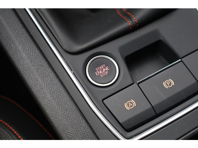 Seat Leon Sportstourer 1.5 FR Launch Edition TSI 150pk | Navigatie | Virtual | LED | Sfeer | Climate | ACC | Camera