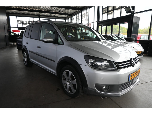 volkswagen-touran-1.4-tsi-cross-climate-control-trekhaak-cruise-control-pdc-inruil-mogelijk-