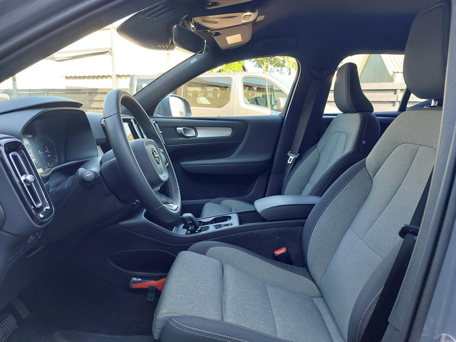 Volvo XC40 1.5 T4 Plug-in hybrid Core Bright | WinterPack | Camera | NAP
