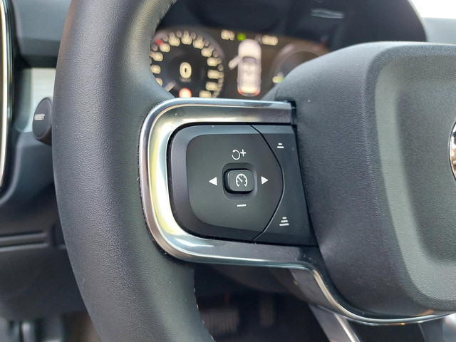 Volvo XC40 1.5 T4 Plug-in hybrid Core Bright | WinterPack | Camera | NAP
