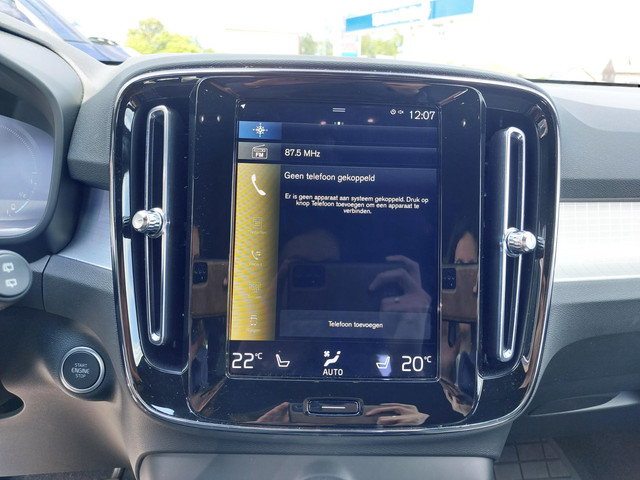 Volvo XC40 1.5 T4 Plug-in hybrid Core Bright | WinterPack | Camera | NAP