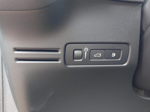 Volvo XC40 1.5 T4 Plug-in hybrid Core Bright | WinterPack | Camera | NAP