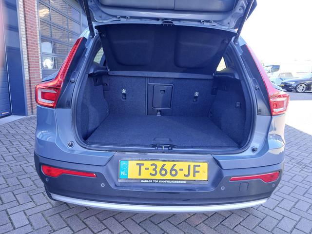 Volvo XC40 1.5 T4 Plug-in hybrid Core Bright | WinterPack | Camera | NAP